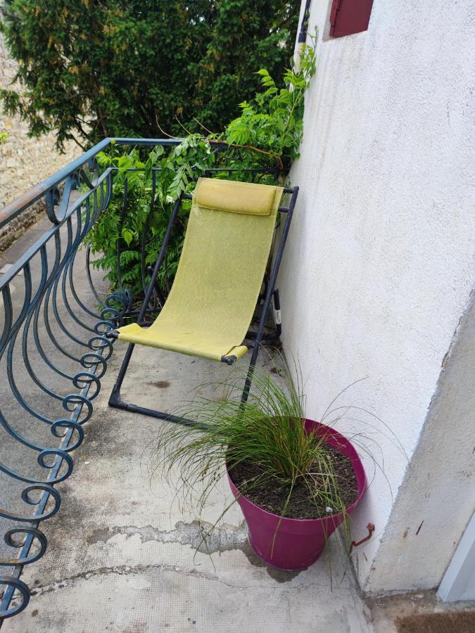 Les Plantades Aveyronnaises Apartment Saint-Georges-de-Luzencon Exterior photo